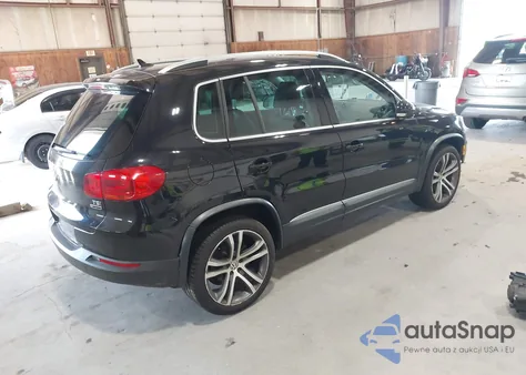 2017 Volkswagen Tiguan 2.0T Sel z USA, uszkodzony, nr VIN WVGWV7AX1HW503220